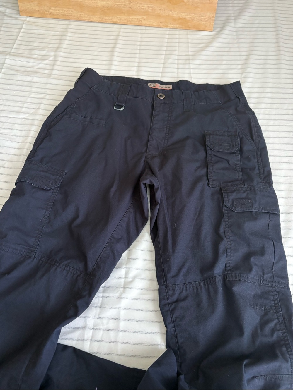 5.11 Tactical Men's Dark Navy Cargo Pants - Picture 3 of 10